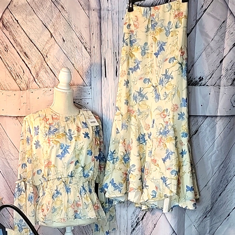 Tuckernuck Set of 2, Lily of the Valley Mallory Maxi Skirt & Jennie Top Sz XL